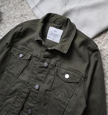 CROPP zelena teksas jakna u velicini S. Perfektno stanje ☆ na lalafo.rs — 5 CROPP zelena teksas jakna u velicini S. Perfektno stanje ☆ — 5