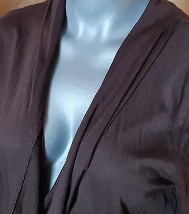 kom sa etiketom: Ženski kardigan Jean Pascale - Veličina: XL - Dužina: 57 cm - Boja at lalafo.rs — 2 kom sa etiketom: Ženski kardigan Jean Pascale - Veličina: XL - Dužina: 57 cm - Boja — 2