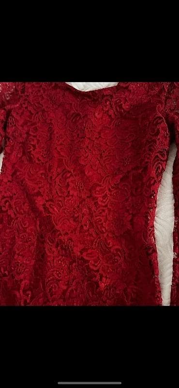 Elegantna bordo čipkana haljina - Kroj: pripijena silueta, dužina na lalafo.rs — 4 Elegantna bordo čipkana haljina - Kroj: pripijena silueta, dužina — 4