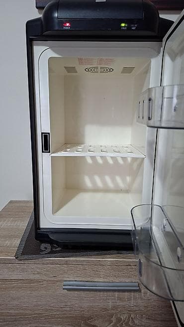 dve suknje po: Mini frižider/grejač sa termoelektričkim hlađenjem i zagrevanjem - na lalafo.rs — 6 dve suknje po: Mini frižider/grejač sa termoelektričkim hlađenjem i zagrevanjem - — 6