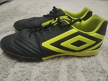 Sports & Leisure: Umbro indoor patike za fudbal/futsal - Model: Umbro (logo i natpis na at lalafo.rs — 2 Sports & Leisure: Umbro indoor patike za fudbal/futsal - Model: Umbro (logo i natpis na — 2
