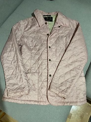 Barbour ženska prošivena jakna - Brend: Barbour (etikete vidljive na na lalafo.rs — 2 Barbour ženska prošivena jakna - Brend: Barbour (etikete vidljive na — 2