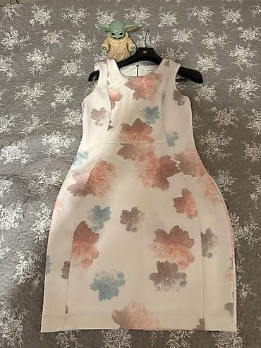 Prelepa original Calvin Klein ženska haljina bez rukava, kupljena u na lalafo.rs — 3 Prelepa original Calvin Klein ženska haljina bez rukava, kupljena u — 3