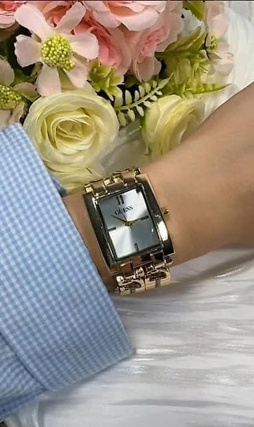 Cena 2900 din. Kvarcni mehanizam. Nerdjajuci celik(kuciste at lalafo.rs — 9 Cena 2900 din. Kvarcni mehanizam. Nerdjajuci celik(kuciste — 9