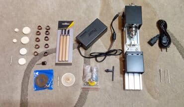 Nov mali strug snaga 100W. Napravljen je od legure aluminijuma i na lalafo.rs Nov mali strug snaga 100W. Napravljen je od legure aluminijuma i