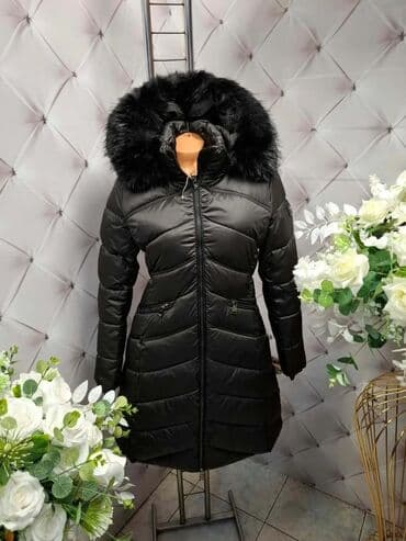 Ženska zimska jakna sa kapuljačom i krznom - Boja: crna, mat sjaj - na lalafo.rs Ženska zimska jakna sa kapuljačom i krznom - Boja: crna, mat sjaj -