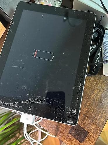 prsluk jaknica mango u: Apple iPad (bela/ crna maska) sa 30‑pin konektorom za punjenje. - at lalafo.rs — 4 prsluk jaknica mango u: Apple iPad (bela/ crna maska) sa 30‑pin konektorom za punjenje. - — 4