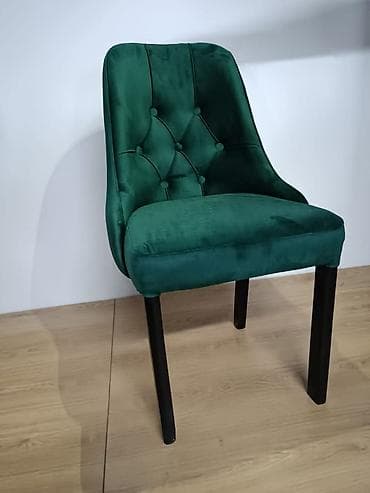 Antique Furniture: Tapacirane stolice sa dugmadima – elegantan model za trpezariju ili at lalafo.rs — 1 Antique Furniture: Tapacirane stolice sa dugmadima – elegantan model za trpezariju ili — 1