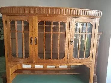 Antique Display Cabinets: Vitrina u odlicnom stanju Visina 200cm Sirina 135cm Dubina55cm at lalafo.rs — 9 Antique Display Cabinets: Vitrina u odlicnom stanju Visina 200cm Sirina 135cm Dubina55cm — 9