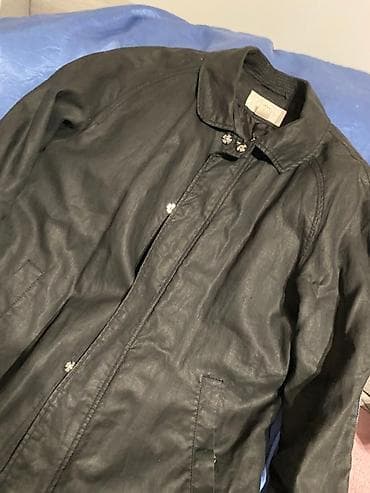 Crni muški H&M mantil sa rajferšlusom – veličina 42 (L) Prodajem na lalafo.rs — 2 Crni muški H&M mantil sa rajferšlusom – veličina 42 (L) Prodajem — 2