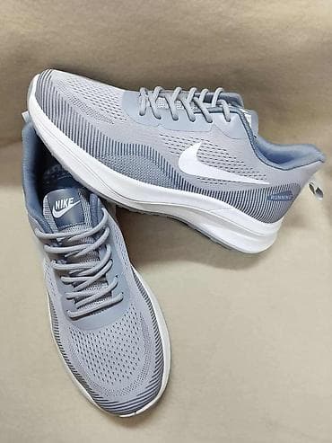 Nike Running
41-46
3350din✨✨ at lalafo.rs — 1 Nike Running
41-46
3350din✨✨ — 1
