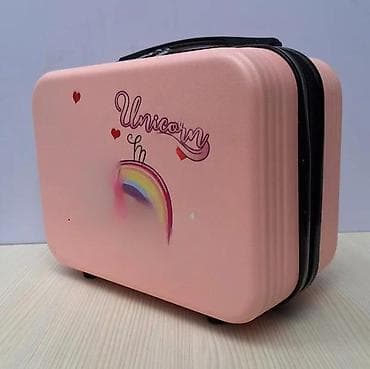 Accessories: Kozmetička torbica za decu u roze boji, ukrašena motivom jednoroga at lalafo.rs — 1 Accessories: Kozmetička torbica za decu u roze boji, ukrašena motivom jednoroga — 1