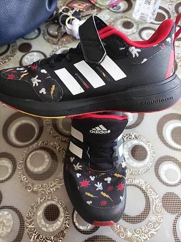 Adidas dečije patike sa čičak trakom i pertlama. - Model: Adidas na lalafo.rs — 3 Adidas dečije patike sa čičak trakom i pertlama. - Model: Adidas — 3