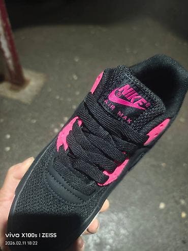 Women's Footwear: Nike air max 90 patike A klasa NOVO Novo Brojevi 36 do 40 fb Moja at lalafo.rs — 1 Women's Footwear: Nike air max 90 patike A klasa NOVO Novo Brojevi 36 do 40 fb Moja — 1