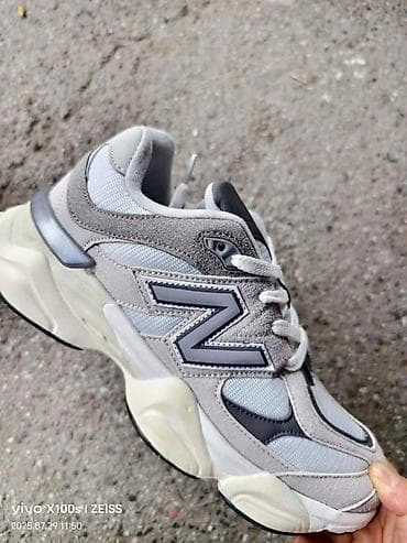 New balance 9060 patike
Novo
Brojevi 36 do 41
fb Moja Kupovina 1 na lalafo.rs — 3 New balance 9060 patike
Novo
Brojevi 36 do 41
fb Moja Kupovina 1 — 3