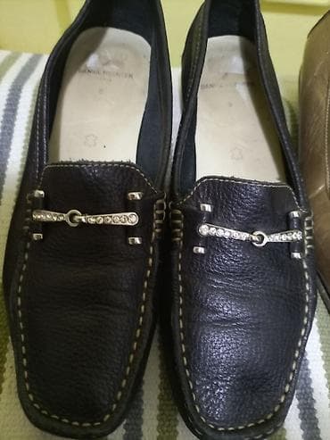 Sve su kožne u broju 39. od 500do 1500din at lalafo.rs — 9 Sve su kožne u broju 39. od 500do 1500din — 9