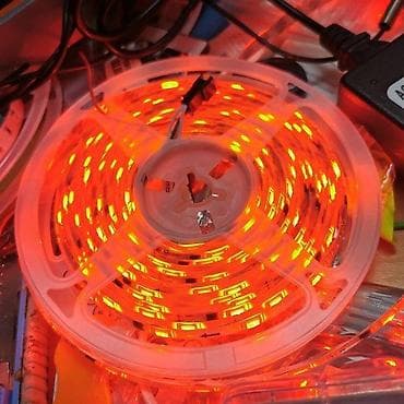 Led traka Magična preko mobilnog telefona i tastera i daljin. Led na lalafo.rs — 6 Led traka Magična preko mobilnog telefona i tastera i daljin. Led — 6