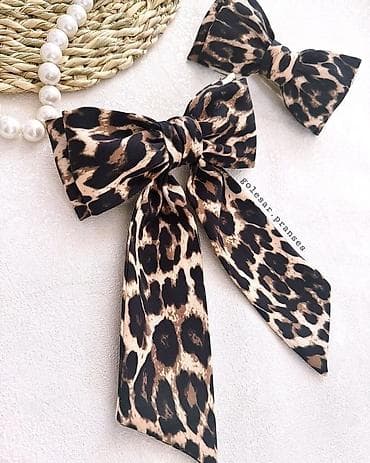 Gumica za kosu mašna sa trakama.
Leopard print.
Novo akcija na lalafo.rs — 1 Gumica za kosu mašna sa trakama.
Leopard print.
Novo akcija — 1