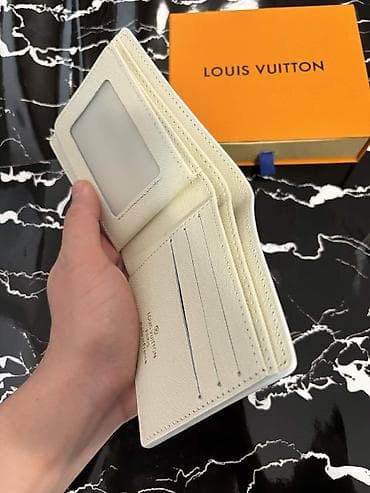 donna karan bags: Louis Vuitton muški novčanik – Damier Azur - Model: preklopni bifold at lalafo.rs — 3 donna karan bags: Louis Vuitton muški novčanik – Damier Azur - Model: preklopni bifold — 3