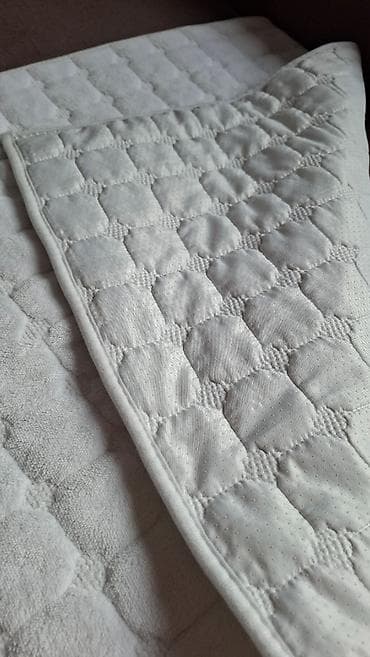 Beli prekrivač fleker 70x200cm, nov! Fleker je nov, nekorišćen, bez i na lalafo.rs — 7 Beli prekrivač fleker 70x200cm, nov! Fleker je nov, nekorišćen, bez i — 7