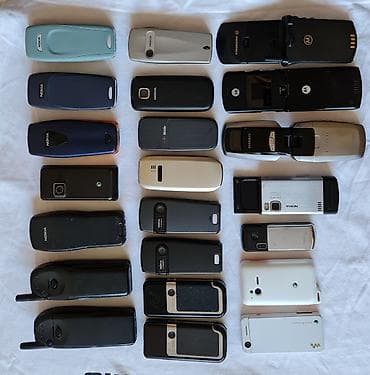 Kolekcija klasičnih mobilnih telefona – više komada različitih na lalafo.rs — 6 Kolekcija klasičnih mobilnih telefona – više komada različitih — 6