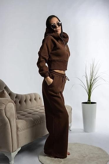 Totalna rasprodaja!!! Komplet trenerka: 3000 dinara Veličina: S M L na lalafo.rs — 3 Totalna rasprodaja!!! Komplet trenerka: 3000 dinara Veličina: S M L — 3