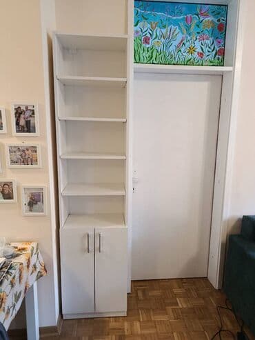 -Polica se izradjuje u Univera debljine 18mm u belom dekoru na lalafo.rs -Polica se izradjuje u Univera debljine 18mm u belom dekoru