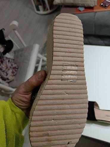 Papuče 38, bоја - Crna na lalafo.rs — 1 Papuče 38, bоја - Crna — 1