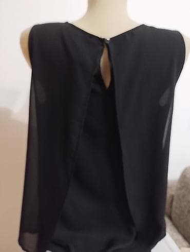 Koton crna bluzica bez rukava. kroj je prelep Napred ima plasirani at lalafo.rs — 5 Koton crna bluzica bez rukava. kroj je prelep Napred ima plasirani — 5