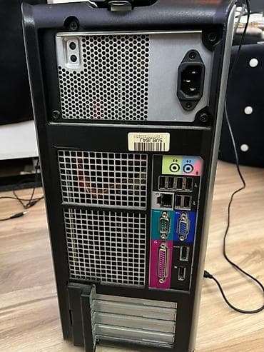 Dell OptiPlex 780 desktop računar – komplet U kompletu: - Desktop na lalafo.rs — 3 Dell OptiPlex 780 desktop računar – komplet U kompletu: - Desktop — 3