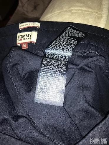 Original Tommy Hilfiger trenerka M Teget plava Polustruk 43-46cm na lalafo.rs — 6 Original Tommy Hilfiger trenerka M Teget plava Polustruk 43-46cm — 6