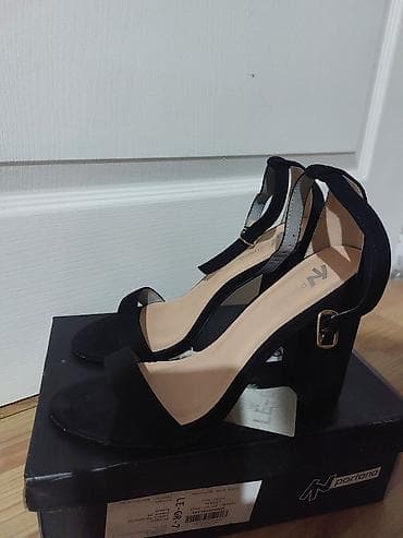 Sandale, 39 na lalafo.rs Sandale, 39