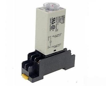 kom sa etiketom: OMRON tajmer 0–60 sekundi - Elektromehanički vremenski relej sa at lalafo.rs — 2 kom sa etiketom: OMRON tajmer 0–60 sekundi - Elektromehanički vremenski relej sa — 2