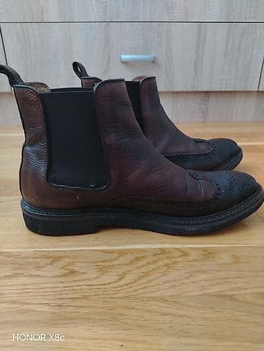 Muske kozne cipele NAVYBOOT ocuvane, bez ostecenja.
BROJ 43 na lalafo.rs — 7 Muske kozne cipele NAVYBOOT ocuvane, bez ostecenja.
BROJ 43 — 7