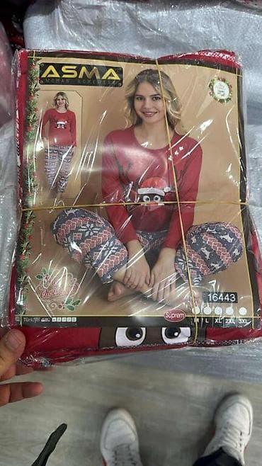 M, bоја - Crvena na lalafo.rs — 8 M, bоја - Crvena — 8