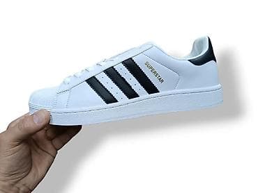 Adidas Superstar patike – bele sa crnim detaljima - Klasičan “shell na lalafo.rs Adidas Superstar patike – bele sa crnim detaljima - Klasičan “shell