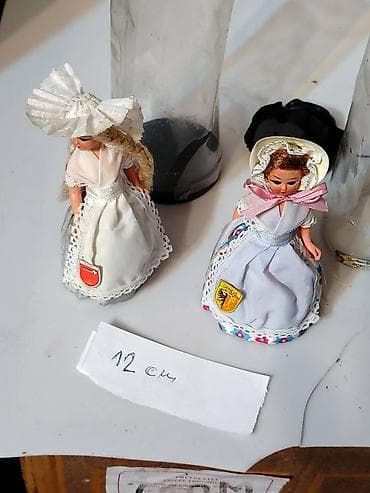 Sport & Hobby: Lutke suveniri iz Svajcarske Odlicno stanje Kutije ostecene Visina 12 at lalafo.rs — 5 Sport & Hobby: Lutke suveniri iz Svajcarske Odlicno stanje Kutije ostecene Visina 12 — 5