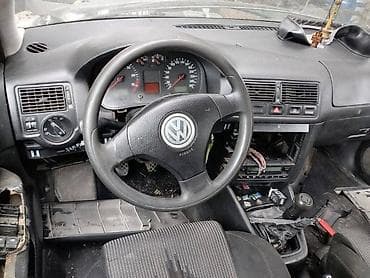 VOLAN ZA VOLKSWAGEN GOLF 4 | Trokraki Volan Golf4 Ostali delovi Golf na lalafo.rs VOLAN ZA VOLKSWAGEN GOLF 4 | Trokraki Volan Golf4 Ostali delovi Golf