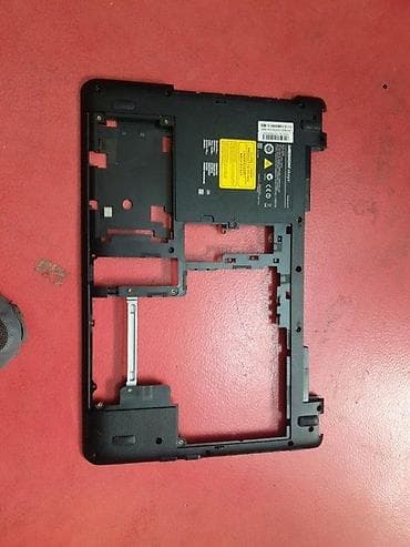 Donje kuciste za Medion Akoya P6660.
✨ Ispravno na lalafo.rs Donje kuciste za Medion Akoya P6660.
✨ Ispravno