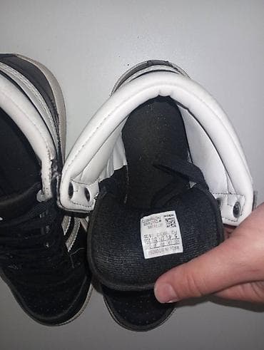 Addidas original patike,broj 37 ½ . Ocuvane na lalafo.rs — 5 Addidas original patike,broj 37 ½ . Ocuvane — 5