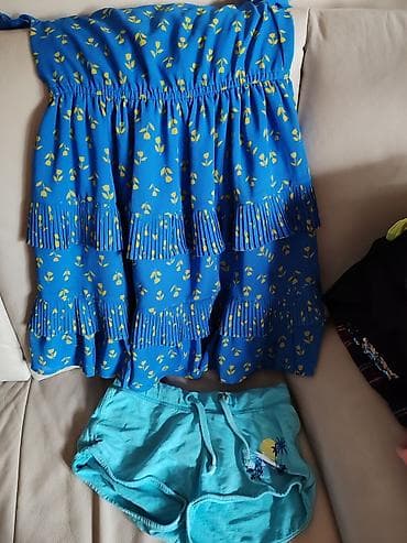 Paket odeće – razni komadi za decu i odrasle - Duks crni sa na lalafo.rs — 4 Paket odeće – razni komadi za decu i odrasle - Duks crni sa — 4