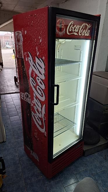 Komercijalni rashladni frižider sa staklenim vratima – Coca‑Cola na lalafo.rs — 3 Komercijalni rashladni frižider sa staklenim vratima – Coca‑Cola — 3