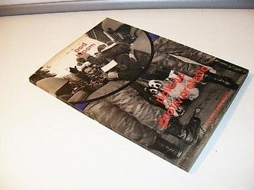 POLICIJA PROTIV PROTESTA Fond za humanitarno pravo pod na lalafo.rs POLICIJA PROTIV PROTESTA Fond za humanitarno pravo pod