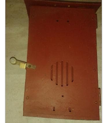 Poštansko sanduče sa prves četri slike, dimenzije 27 cm x 19 cm x 6 na lalafo.rs — 9 Poštansko sanduče sa prves četri slike, dimenzije 27 cm x 19 cm x 6 — 9