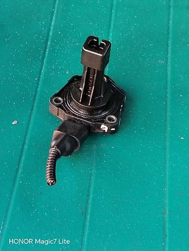 Pasat b7 senzor nivoa ulja 2.0 TDI 140 KS na lalafo.rs Pasat b7 senzor nivoa ulja 2.0 TDI 140 KS