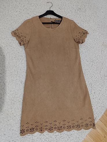 kom sa etiketom: Haljina od antilop materijala (imitacija), brenda Dillyn, u at lalafo.rs — 2 kom sa etiketom: Haljina od antilop materijala (imitacija), brenda Dillyn, u — 2