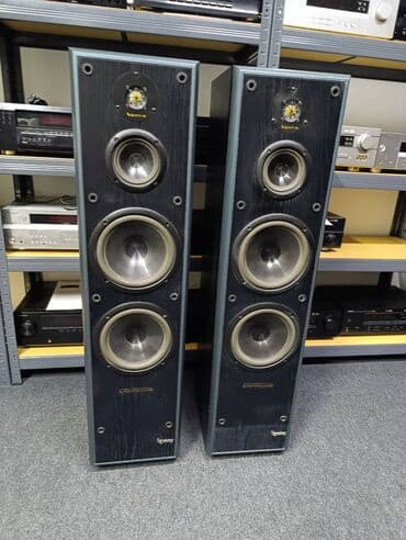 INFINITY reference 60 podnostojeci trosistemci sa mrezicama na lalafo.rs INFINITY reference 60 podnostojeci trosistemci sa mrezicama