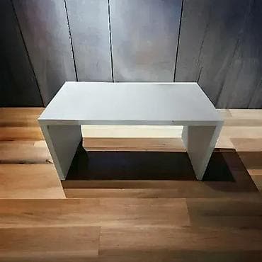 Sto za kancelariju ili radni prostor 140x75 cm Prodajem dva bela na lalafo.rs Sto za kancelariju ili radni prostor 140x75 cm Prodajem dva bela