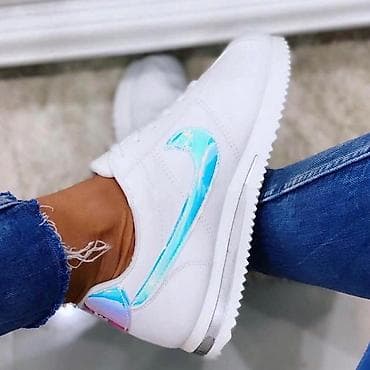 Oxfords: Cortez od 36 do 41 za samo 3400 din at lalafo.rs — 5 Oxfords: Cortez od 36 do 41 za samo 3400 din — 5