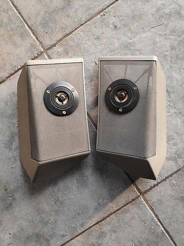 Mercedes w124 poklopci zvucnika 📌 Opis: Poklopci zvucnika skinuti sa na lalafo.rs Mercedes w124 poklopci zvucnika 📌 Opis: Poklopci zvucnika skinuti sa